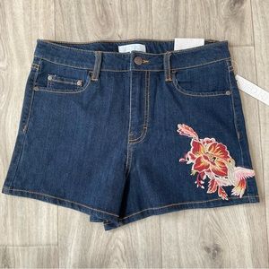 Abound Denim Floral Embroidered Bird and floral shorts Size 29